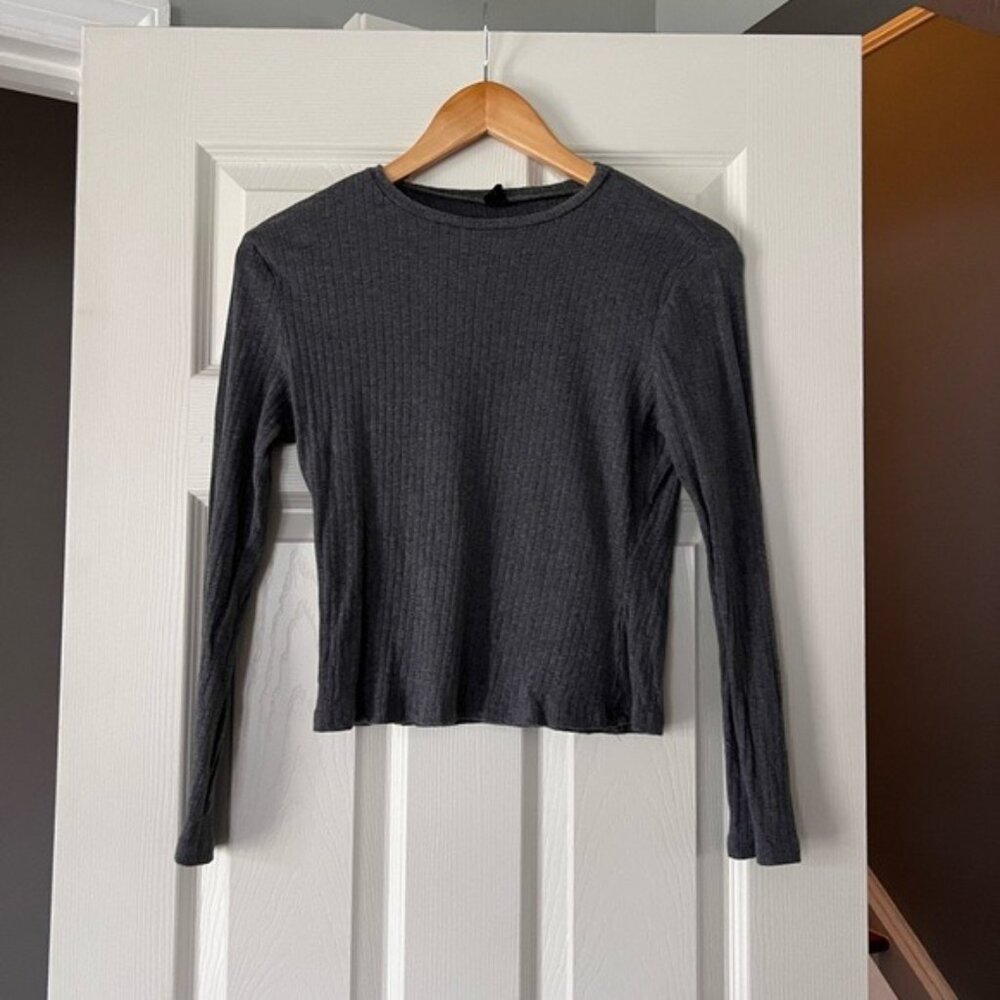 SHEIN Gray Ribbed Crop Top Long Sleeve Fitted Soft Minimal Size M